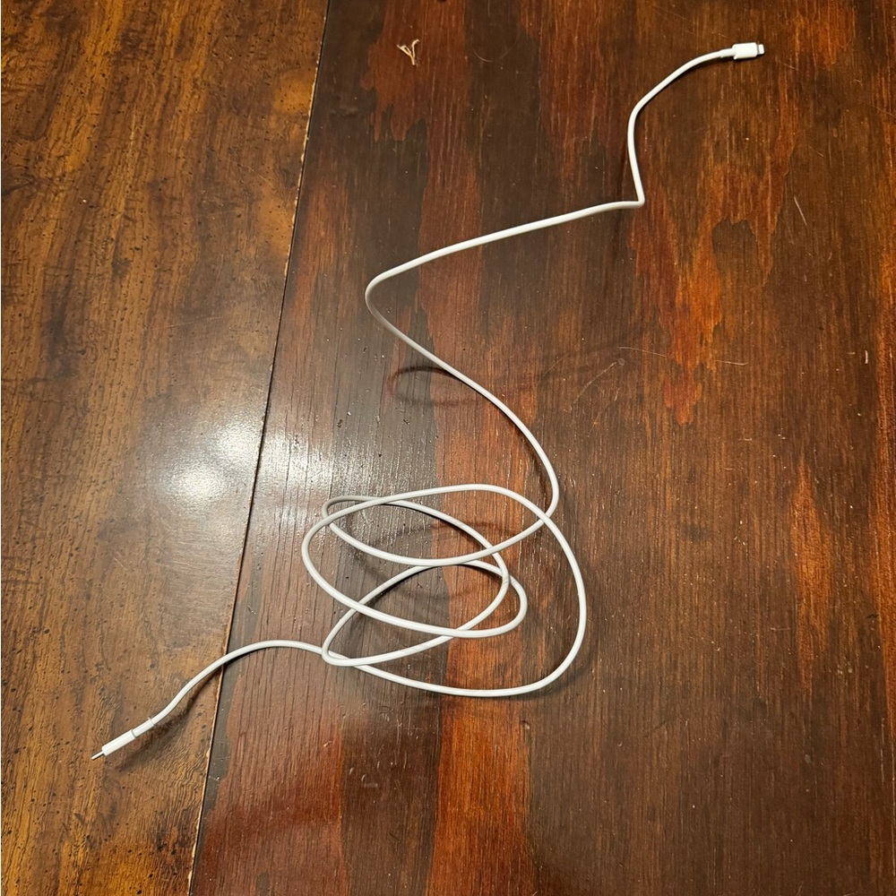 Apple White Charger Cable for Cell Phones